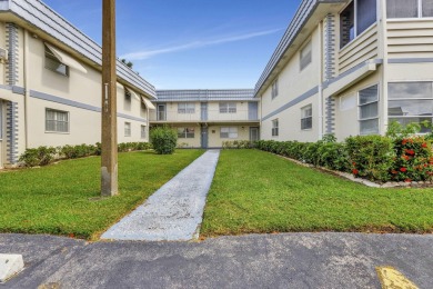 Stunning Just listed Designer Ground Floor 1 Bed/1.5 Bathroom in on Kings Point Golf -Flanders Way in Florida - for sale on GolfHomes.com, golf home, golf lot