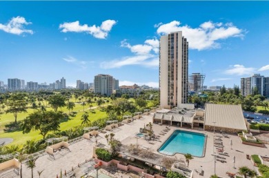 Spacious 2-bed, 2-bath condo in the heart of Aventura, offering on Turnberry Isle Resort and Club in Florida - for sale on GolfHomes.com, golf home, golf lot