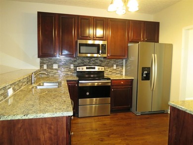 Located in a small quaint subdivision in the heart of Bowling on CrossWinds Golf Course in Kentucky - for sale on GolfHomes.com, golf home, golf lot