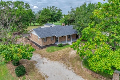 Completely Remodeled Home on the 11th Fairway - Modern Comfort on Lake Kiowa Golf Course in Texas - for sale on GolfHomes.com, golf home, golf lot