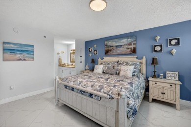 Must see! Highly desirable Cypress Bend community! Completely on Palm-Aire Country Club and Resort - Palms in Florida - for sale on GolfHomes.com, golf home, golf lot