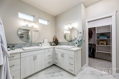 Better than New! Only 4 years old and impeccably maintained and on Hunters Point Golf Club in Idaho - for sale on GolfHomes.com, golf home, golf lot