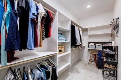 Better than New! Only 4 years old and impeccably maintained and on Hunters Point Golf Club in Idaho - for sale on GolfHomes.com, golf home, golf lot