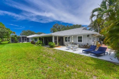 Located in Hobe Sound's best kept secret!! Eaglewood has on Eagle Wood Golf Course in Florida - for sale on GolfHomes.com, golf home, golf lot