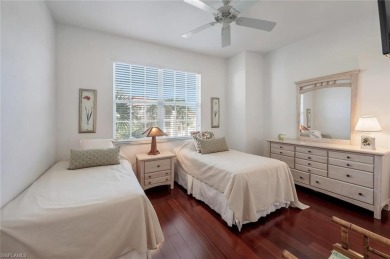 Beautiful and rarely available 3BR/2BA End-Unit TURNKEY Condo in on Naples Lakes Country Club in Florida - for sale on GolfHomes.com, golf home, golf lot
