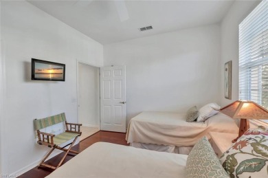Beautiful and rarely available 3BR/2BA End-Unit TURNKEY Condo in on Naples Lakes Country Club in Florida - for sale on GolfHomes.com, golf home, golf lot