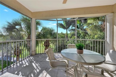 Beautiful and rarely available 3BR/2BA End-Unit TURNKEY Condo in on Naples Lakes Country Club in Florida - for sale on GolfHomes.com, golf home, golf lot