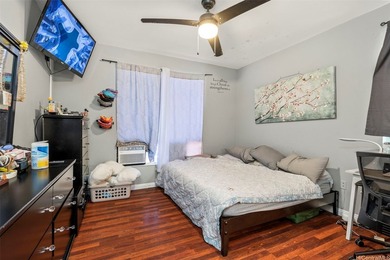 Enjoy this beautiful Kapolei home with a spacious backyard that on Kapolei Golf Course in Hawaii - for sale on GolfHomes.com, golf home, golf lot