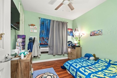 Enjoy this beautiful Kapolei home with a spacious backyard that on Kapolei Golf Course in Hawaii - for sale on GolfHomes.com, golf home, golf lot