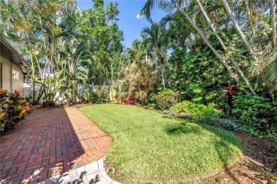 Charming, updated 2-bedroom home in prime Snell Isle location!!
 on The Renaisssance Vinoy Golf Club in Florida - for sale on GolfHomes.com, golf home, golf lot