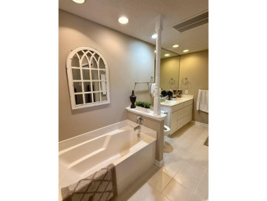 There are panoramic, unobstructed creek-front views and creek on Wachesaw Plantation Club in South Carolina - for sale on GolfHomes.com, golf home, golf lot
