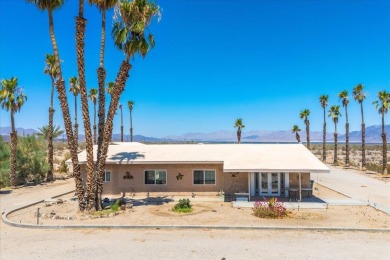 Title shows one bedroom, but this home is actually three on Lake Tamarisk Golf Course in California - for sale on GolfHomes.com, golf home, golf lot