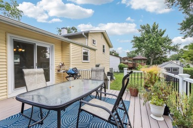 Location, Potential & Lifestyle! This spacious 3-bedroom, 1 on Twin Lakes Golf Course in Illinois - for sale on GolfHomes.com, golf home, golf lot