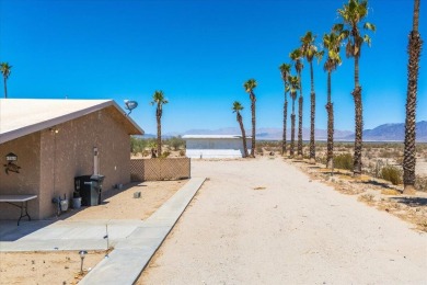 Title shows one bedroom, but this home is actually three on Lake Tamarisk Golf Course in California - for sale on GolfHomes.com, golf home, golf lot