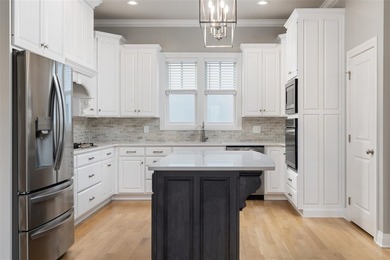 Turn key property on a corner lot in the Villages of Olde Stone on The Club At Olde Stone in Kentucky - for sale on GolfHomes.com, golf home, golf lot