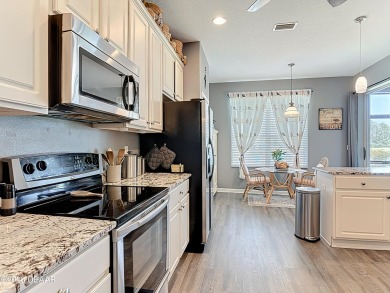 3 bedroom 2 bath lake front  home with optional 4th flex on LPGA International Golf Course in Florida - for sale on GolfHomes.com, golf home, golf lot