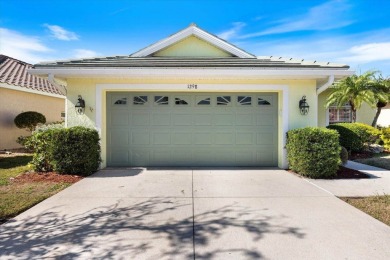 Discover the perfect Florida lifestyle in Pelican Pointe Golf on Pelican Pointe Golf and Country Club in Florida - for sale on GolfHomes.com, golf home, golf lot