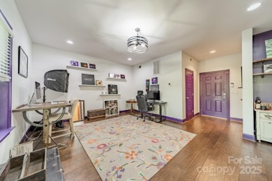 Beautifully maintained townhome located just minutes from the on River Run Country Club in North Carolina - for sale on GolfHomes.com, golf home, golf lot