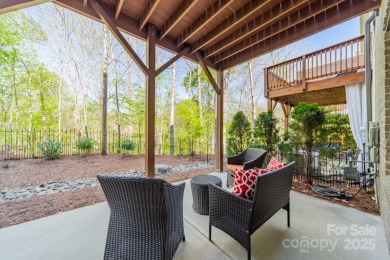 Beautifully maintained townhome located just minutes from the on River Run Country Club in North Carolina - for sale on GolfHomes.com, golf home, golf lot