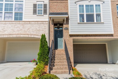 Beautifully maintained townhome located just minutes from the on River Run Country Club in North Carolina - for sale on GolfHomes.com, golf home, golf lot