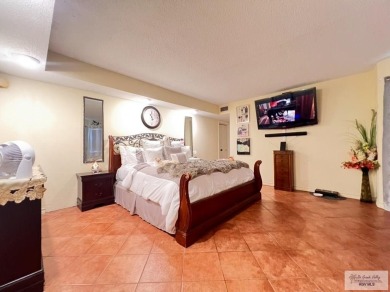 MAKE THIS NICE AND SPACIOUS 3BD 2 BATH GOLF VIEW CONDO YOUR VERY on Valley International Country Club - Valley in Texas - for sale on GolfHomes.com, golf home, golf lot