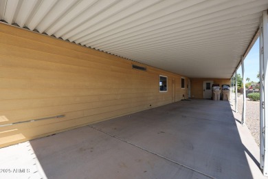 Great opportunity to own in Sun Lakes. Three bedroom two bath on Sun Lakes Country Club in Arizona - for sale on GolfHomes.com, golf home, golf lot