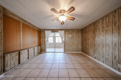 Great opportunity to own in Sun Lakes. Three bedroom two bath on Sun Lakes Country Club in Arizona - for sale on GolfHomes.com, golf home, golf lot