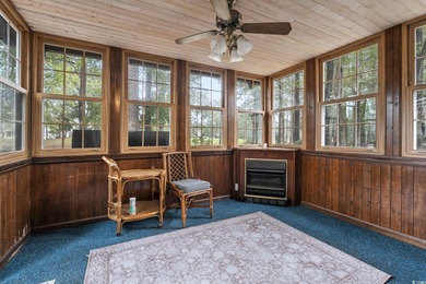 This well-maintained 2-bedroom, 2-bath home offers a bright on Heron Point Golf Club in South Carolina - for sale on GolfHomes.com, golf home, golf lot