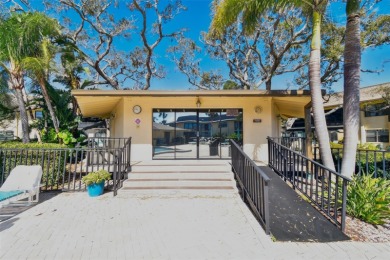 Welcome to this bright corner unit located on the second floor on Largo Golf Course in Florida - for sale on GolfHomes.com, golf home, golf lot