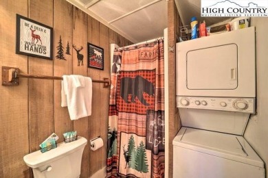 This charming 3BR/2B townhouse style condo offers fantastic on Beech Mountain Club in North Carolina - for sale on GolfHomes.com, golf home, golf lot