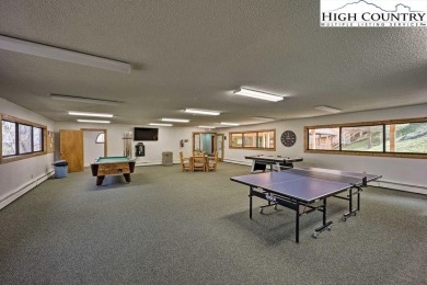 This charming 3BR/2B townhouse style condo offers fantastic on Beech Mountain Club in North Carolina - for sale on GolfHomes.com, golf home, golf lot