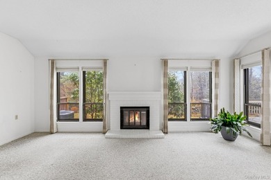 Welcome to 366 Heritage Hills. A beautifully maintained, move-in on Somers Pointe Golf Club - West Hill in New York - for sale on GolfHomes.com, golf home, golf lot