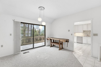 Welcome to 366 Heritage Hills. A beautifully maintained, move-in on Somers Pointe Golf Club - West Hill in New York - for sale on GolfHomes.com, golf home, golf lot