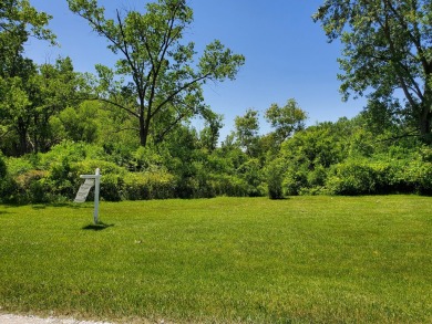 4.9 Acre Homesite including pond, towering mature trees and on Bittersweet Golf Club in Illinois - for sale on GolfHomes.com, golf home, golf lot