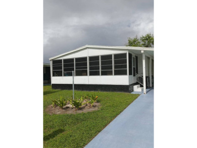 For Sale: Beautifully Upgraded Mobile Home - $85,000    This on Spanish Lakes Fairways in Florida - for sale on GolfHomes.com, golf home, golf lot