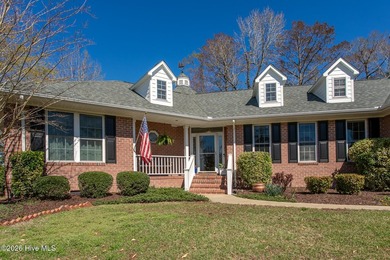 Beautiful, well maintained, custom home in the desirable gated on Sound Golf Links at Albemarle Plantation in North Carolina - for sale on GolfHomes.com, golf home, golf lot
