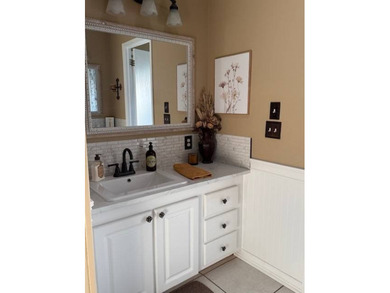 Welcome to resort-style living in one of Polk County's premier on Hamptons Golf Club in Florida - for sale on GolfHomes.com, golf home, golf lot