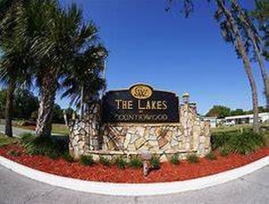 55+/2BD1.5BA/UPDATES/NEW CPVC PLUMBING/NEW VINYL PLANKS/VINYL on Golden Lakes Golf Course in Florida - for sale on GolfHomes.com, golf home, golf lot