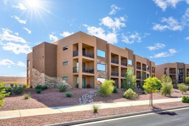 This resort offers a stunning 18 hole Golf Course, emerald green on Sand Hollow Golf Resort in Utah - for sale on GolfHomes.com, golf home, golf lot