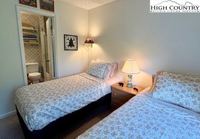 Move-In Ready Furnished Condo in Misty Woods on Sugar Mountain!

 on Sugar Mountain Golf Course in North Carolina - for sale on GolfHomes.com, golf home, golf lot