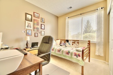 OPEN WED 4-6 pm NO STEPS!! Move right into this updated on Meadowood Golf Club in Kentucky - for sale on GolfHomes.com, golf home, golf lot