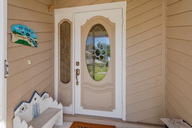 Welcome to this beautifully maintained 3-bedroom, 2-bath on Highland Lakes Executive Golf Course in Florida - for sale on GolfHomes.com, golf home, golf lot