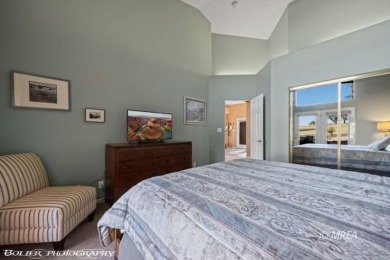 Welcome to 479 Via Ventana, a stunning 3-bed, 2-bath townhouse on The Oasis Golf Club in Nevada - for sale on GolfHomes.com, golf home, golf lot