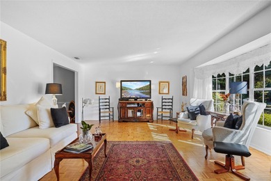 This 4-bed 3 bathroom home in Longwood offers multi-generational on Rolling Hills Golf Club in Florida - for sale on GolfHomes.com, golf home, golf lot