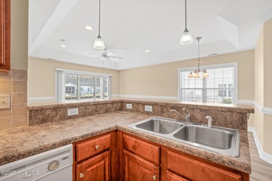 Lovely and convenient, 1st floor condo in The Lakes at Brunswick on Brunswick Plantation and Golf Resorts in North Carolina - for sale on GolfHomes.com, golf home, golf lot