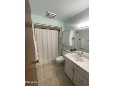 MOTIVATED SELLER, willing to CREDIT $5k at closing!!! This very on Sun City Lakes West and East in Arizona - for sale on GolfHomes.com, golf home, golf lot