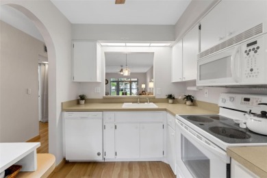 This END UNIT with 2 BEDROOMS, 2 FULL BATHS condo that includes on Highland Lakes Executive Golf Course in Florida - for sale on GolfHomes.com, golf home, golf lot