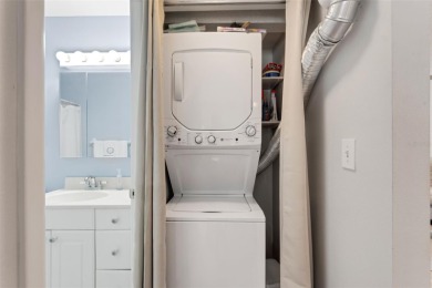 This END UNIT with 2 BEDROOMS, 2 FULL BATHS condo that includes on Highland Lakes Executive Golf Course in Florida - for sale on GolfHomes.com, golf home, golf lot