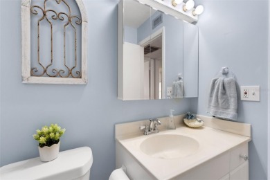This END UNIT with 2 BEDROOMS, 2 FULL BATHS condo that includes on Highland Lakes Executive Golf Course in Florida - for sale on GolfHomes.com, golf home, golf lot