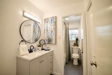 Come see this rare find in Lake Kiowa located right on the first on Lake Kiowa Golf Course in Texas - for sale on GolfHomes.com, golf home, golf lot